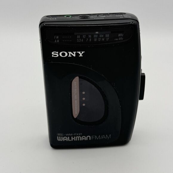 Sony WM-FX21 Walkman AM/FM Radio Cassette Player Radio Works Tape AS-IS - Picture 1 of 9